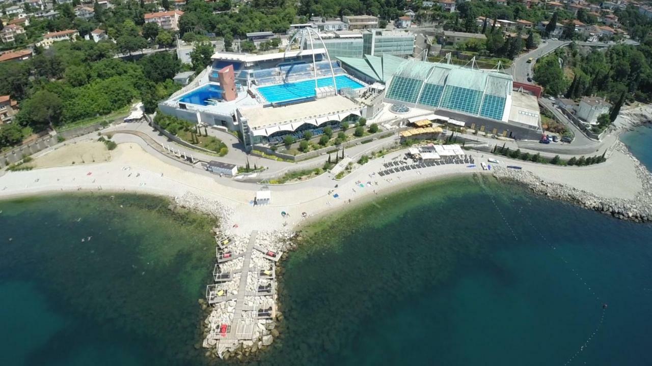 Apartment Belvedere With Seaview Rijeka Exterior foto